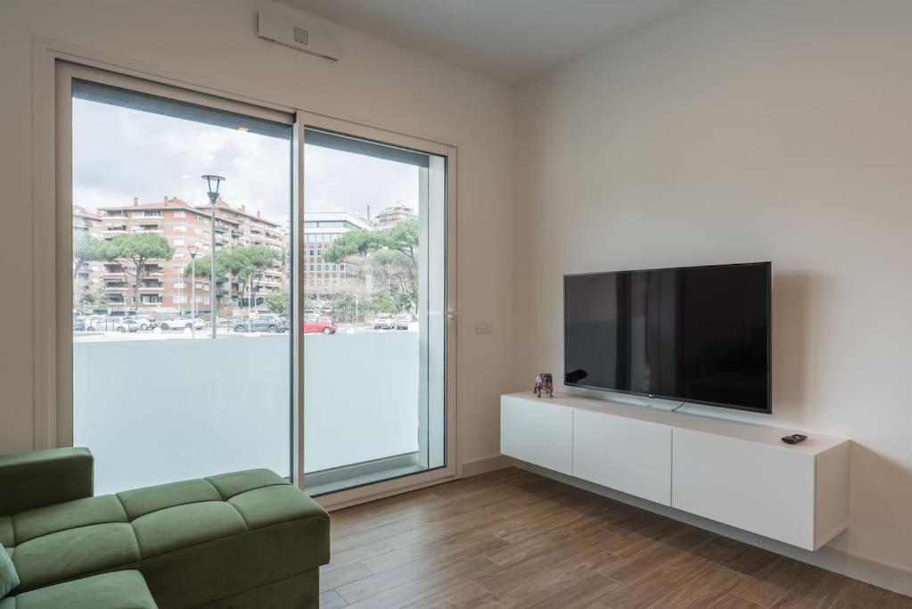 Apartment New! Exclusive Eur Rom
